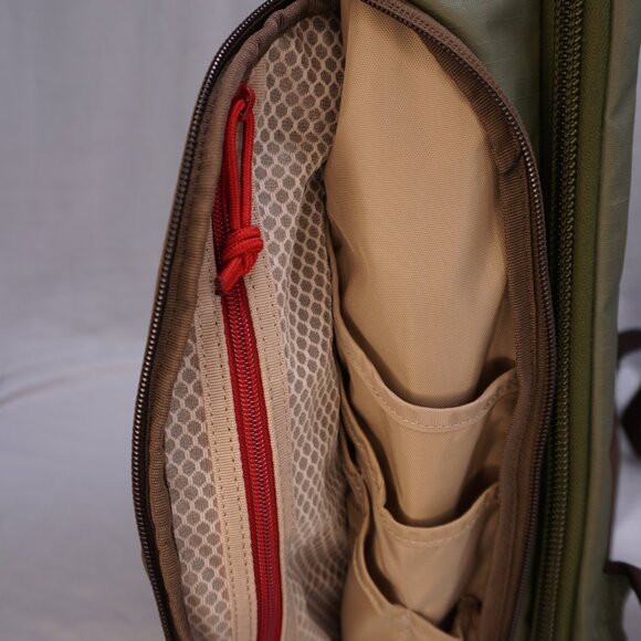 Vertx Gamut 2.0 Backpack, Canopy Green/Grizzly Shade - Picture 11 of 13